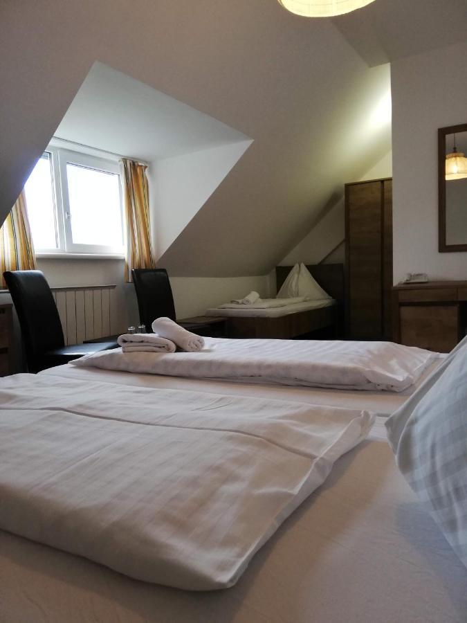 Hotel Familia Замарди Экстерьер фото
