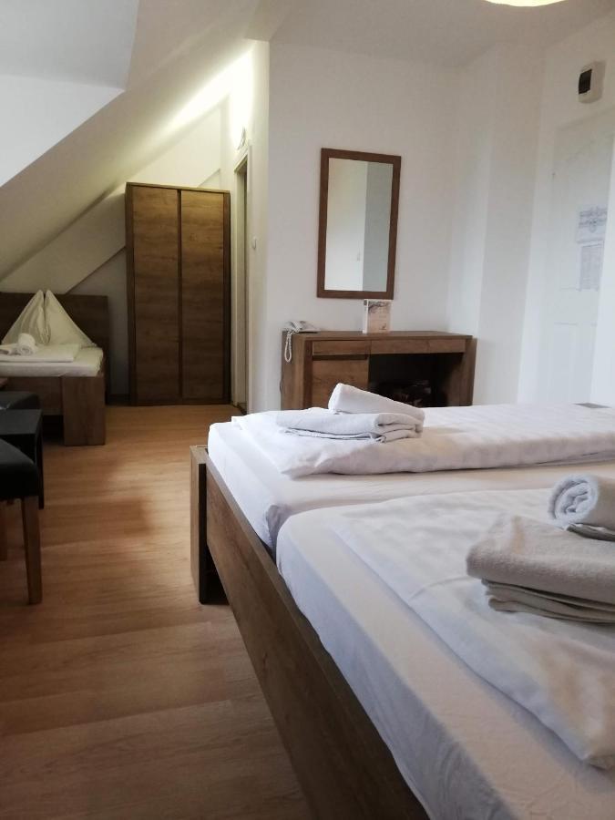 Hotel Familia Замарди Экстерьер фото