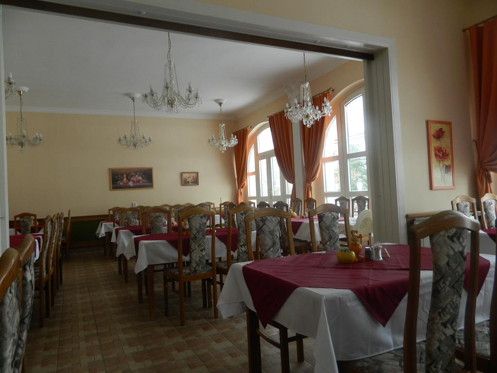 Hotel Familia Замарди Экстерьер фото